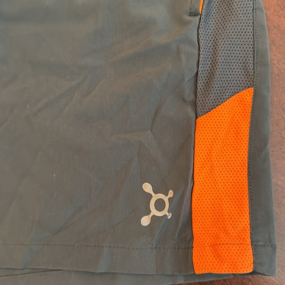 Orange Theory Workout Shorts

Size Large

Never Worn - Picture 2 of 3